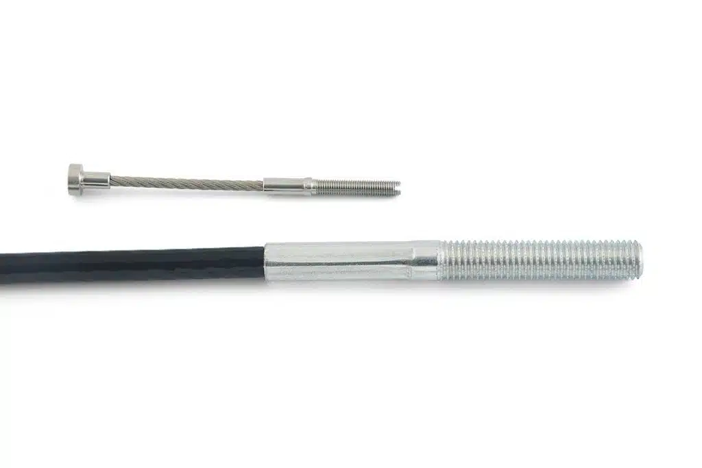 Wire rope assembly with threaded stud end fitting and jam nuts